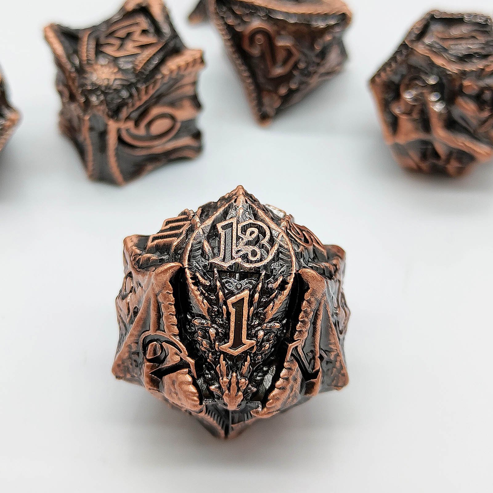 MDD251125C-ancient-red-copper-02-d20-dragon-detail