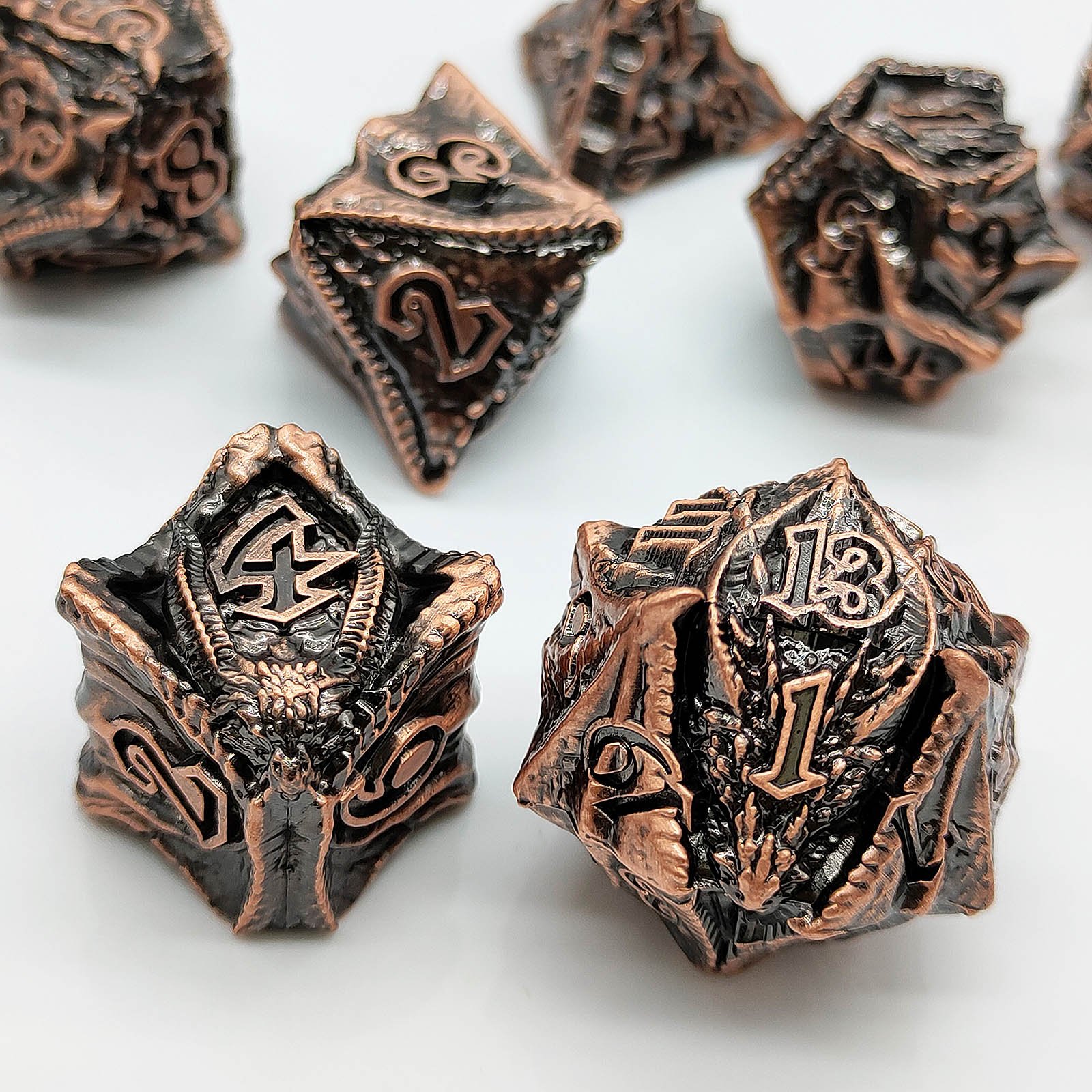 MDD251125C-ancient-red-copper-03-dice-detail